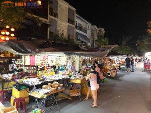 Hoi An By Night Tour-Hoi An Locals