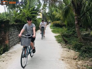 Cam kim Island Bike Tour-Hoi An Locals
