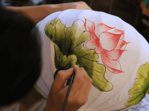 Hoi An Lantern Making Class tour-Hoi An Locals