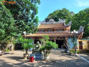 Private Car Tien Sa Port To Danang-Hoian Locals Travel