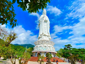 Private Car From Tien Sa Port To Hoi An-Hoian Locals Travel