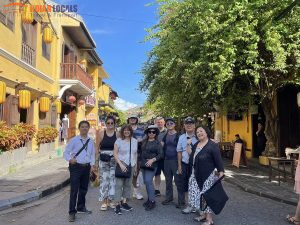 Tien Sa Port To Hoi An Private Tour-Hoi An Locals