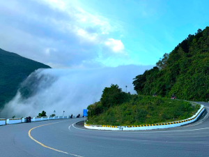 Danang To Hue Via City Of Ghosts-Hoian Locals Travel