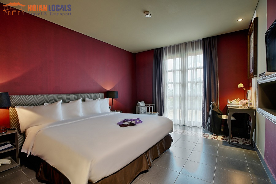 French Village Ba Na Hills Hoian Locals