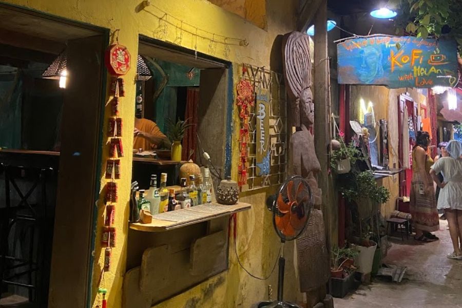 Hoi An Girlie Bars