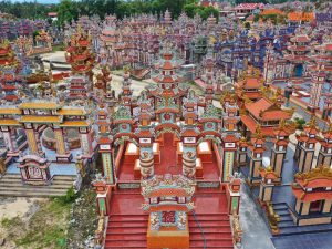 Private Car From Hue To Hoi An Stop At City Of Ghosts - Hoi An Locals