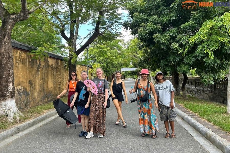 Hue City Tour By Private Taxi - Hoian Private Car