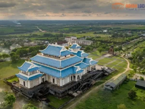 Da Nang To La Vang Holy Land Limousine Transfer - Hoi An Locals