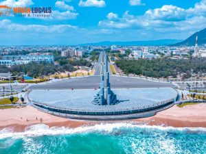 Da Nang to Phu Yen limousine - Hoi An Locals