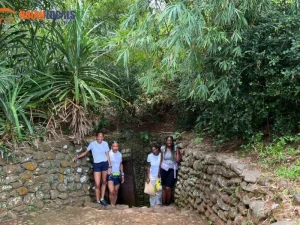 private car Hue to Vinh Moc Tunnels - Hoi An Locals