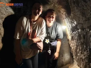 private car Hue to Vinh Moc Tunnels - Hoi An Locals