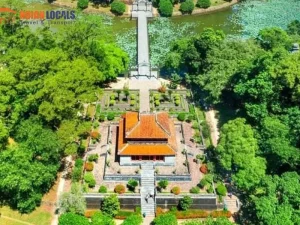 private car Laguna Lang Co to Hue - Hoi An Locals