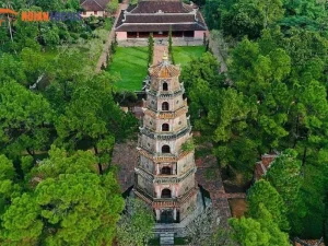 private car Laguna Lang Co to Hue - Hoi An Locals