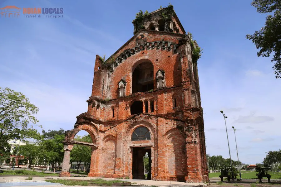 Transfer From Hue To La Vang Holy Land Private Car - Hoi An Locals