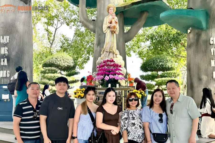 Hue To La Vang Holy Land Private Car - Hoi An Locals